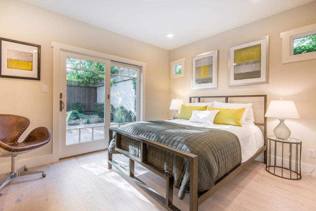 1429133729_012_Master_Bedroom