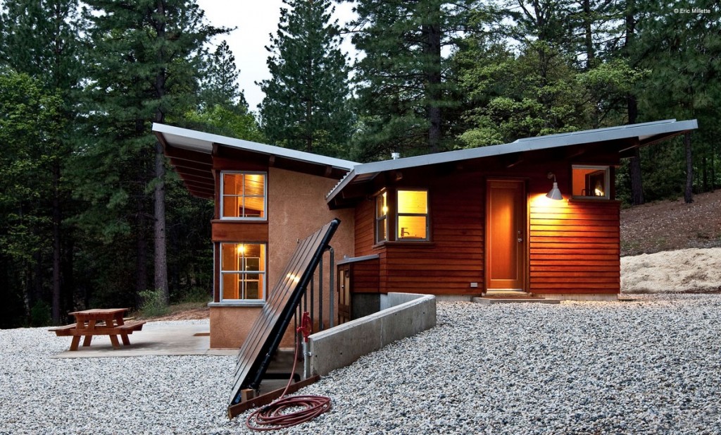 straw_bale_house_modern_33-1024x617